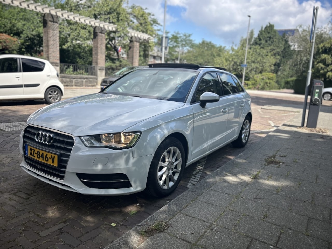 Audi A3 Sportback - 1.6 TDI AUTOMAAT PANO LEDER EXPORT - AutoWereld.nl
