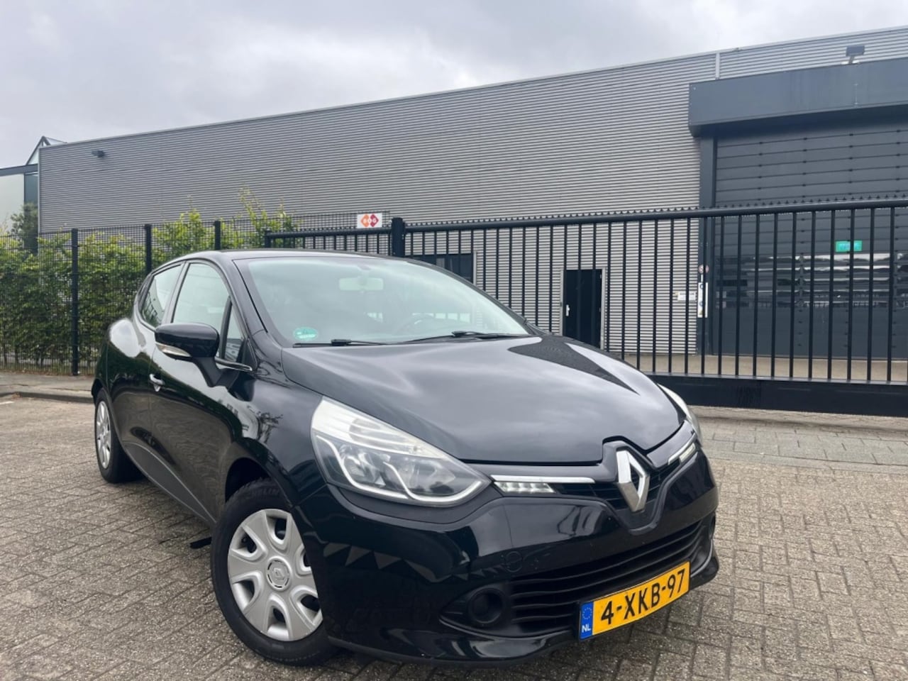 Renault Clio - 1.5 dCi Navigatie|Clima Expression 2014 - AutoWereld.nl