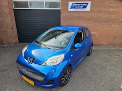 Peugeot 107 - 1.0-12V XS AUTOMAAT