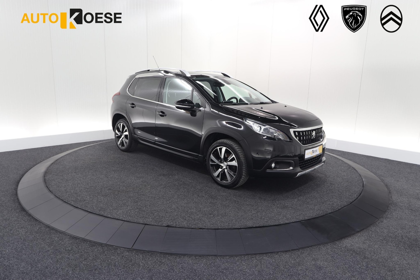 Peugeot 2008 - PureTech 130 GT-line | Trekhaak | Camera | Apple Carplay | Parkeersensoren | Navigatie - AutoWereld.nl