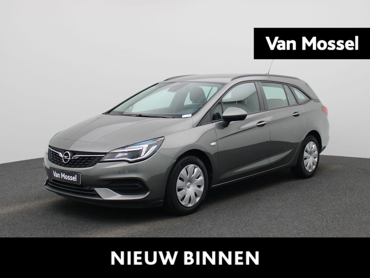 Opel Astra Sports Tourer - 1.2 Edition | Parkeer sensoren | Cruise control | Navigatie | Airco | Bluetooth | DAB - AutoWereld.nl