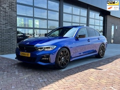 BMW 3-serie - 330i High Executive Edition | M-Sport | Pano | Leer | Camera |