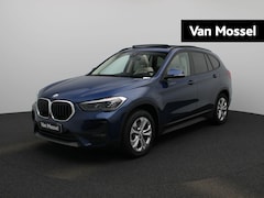 BMW X1 - xDrive25e High Executive | LEER | PANO-SCHUIFDAK | HEAD-UP | TREKHAAK | CAMERA