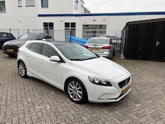 Volvo V40 - 1.6 D2 Momentum