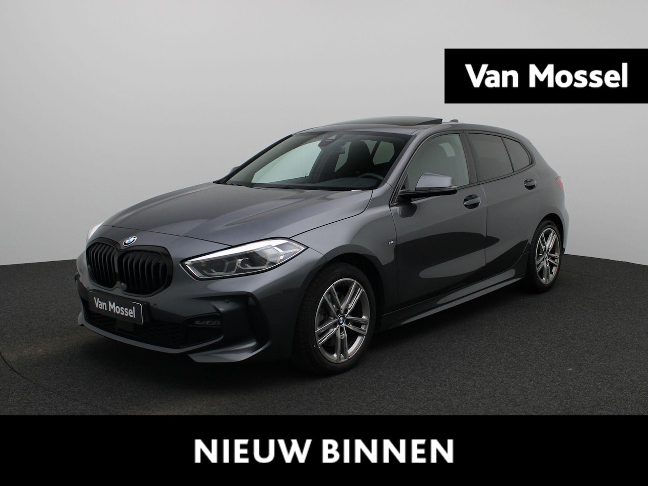 BMW 1-serie - 118i M-Sport | SCHUIFDAK | HARMAN KARDON | SFEERVERLICHTING | MEMORY | STOELVERWARMING | L - AutoWereld.nl