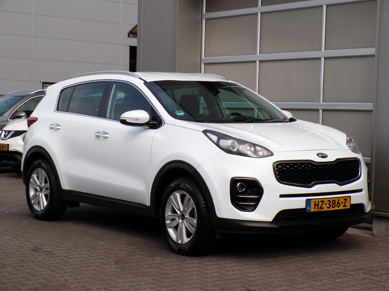 Kia Sportage - 1.6 GDI DynamicLine|Navi|Cruise|Cam|Trekh.|PDC - AutoWereld.nl