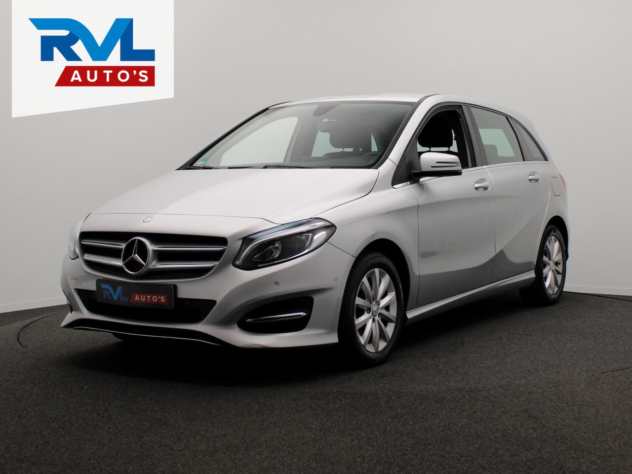 Mercedes-Benz B-klasse - 200 CDI Ambition Automaat Trekhaak Navigatie Climate-control Cruise - AutoWereld.nl