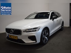 Volvo V60 - 2.0 T6 341pk AUT8 Twin Engine AWD R-Design Trekhaak 2000kg/ Adap. cruise/ Massage stoel/ C
