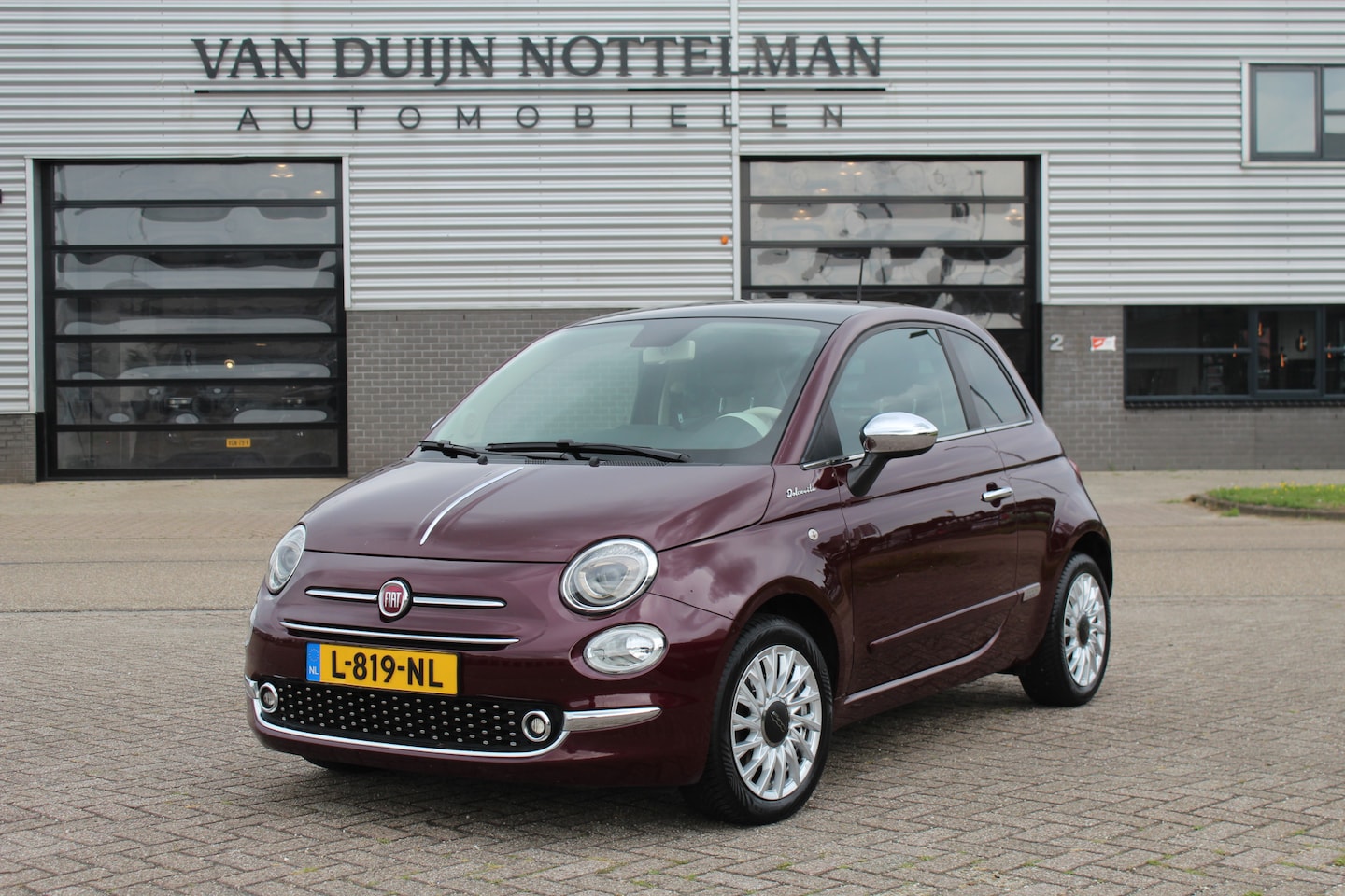 Fiat 500 - 1.0 Hybrid Dolcevita / Panoramadak / Carplay / N.A.P. - AutoWereld.nl