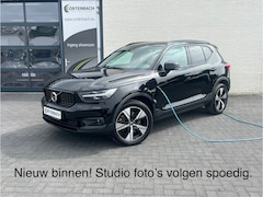 Volvo XC40 - 1.5 T5 Recharge R-Design | Zwenkbare trekhaak | Adaptieve cruise | Apple carplay |