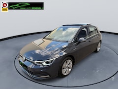 Volkswagen Golf - 1.5 eTSI Style Mild Hybrid