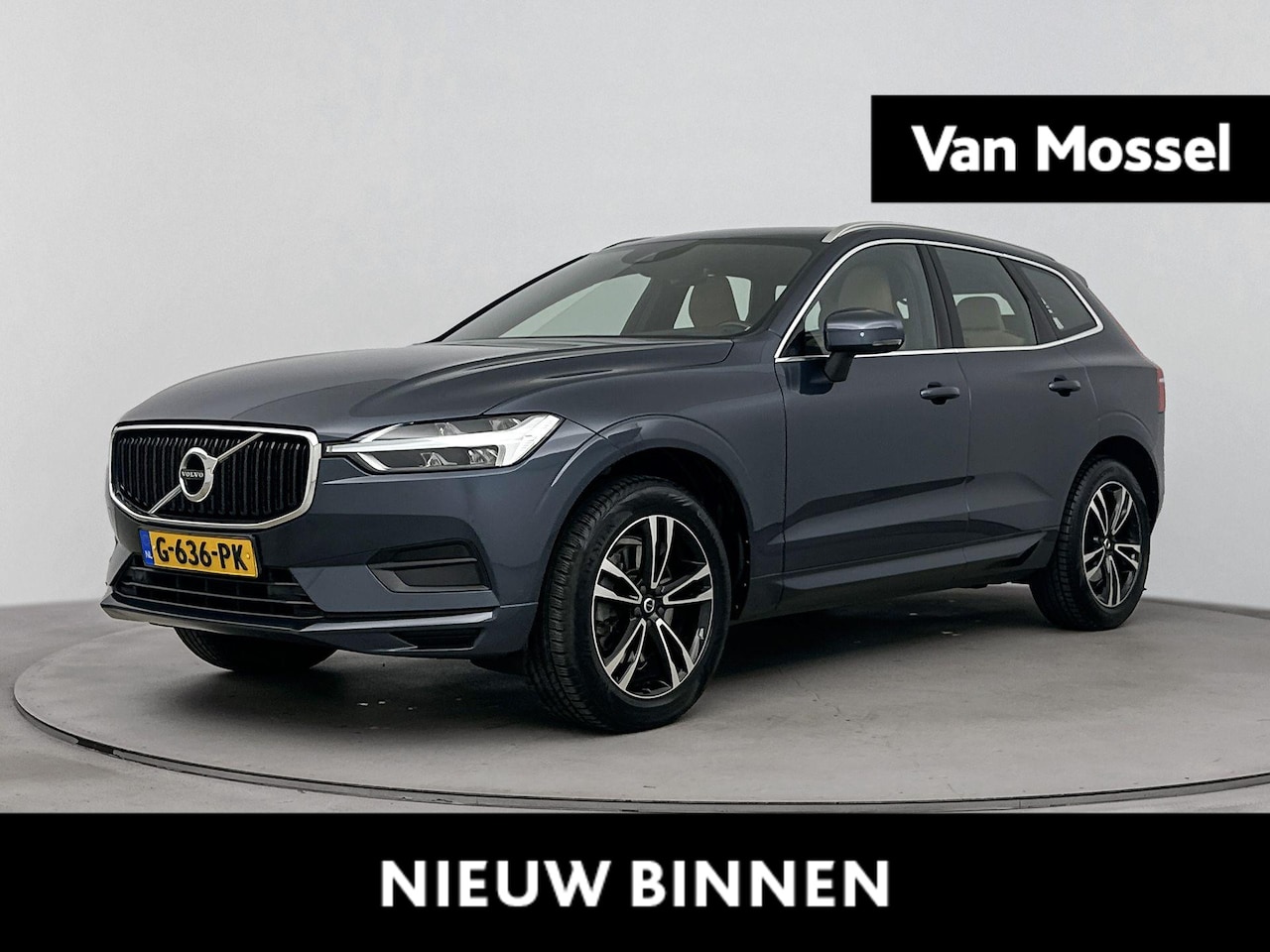Volvo XC60 - 2.0 T5 Momentum Pro | Panorama dak | Apple Carplay/Android Auto | Camera | Parkeersensoren - AutoWereld.nl