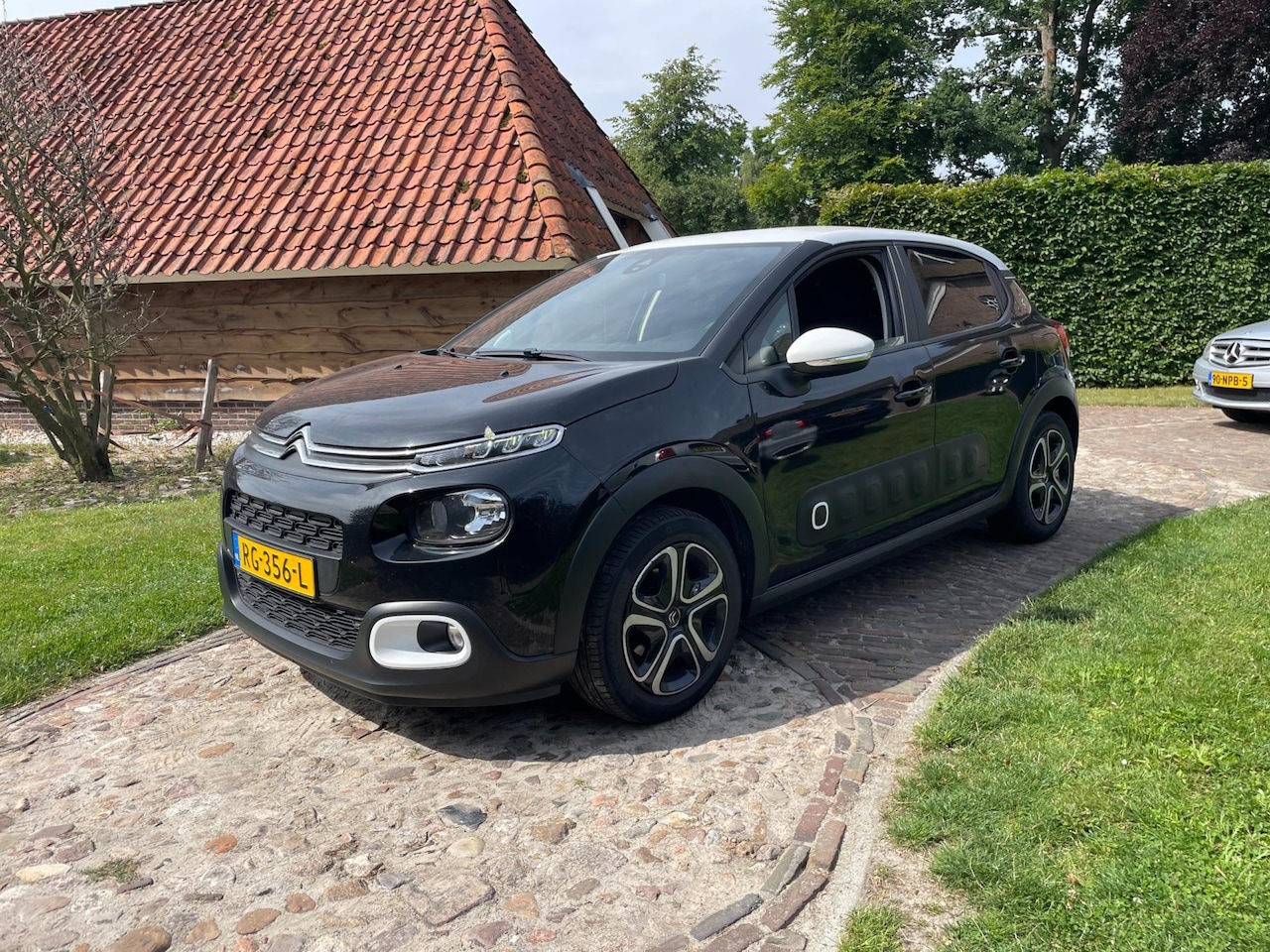 Citroën C3 - 1.2 PureTech Feel Edition-Navi-NL auto-PDC- - AutoWereld.nl