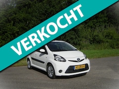 Toyota Aygo - 1.0 VVT-i Comfort . 5 deurs . Airco . Elec ramen