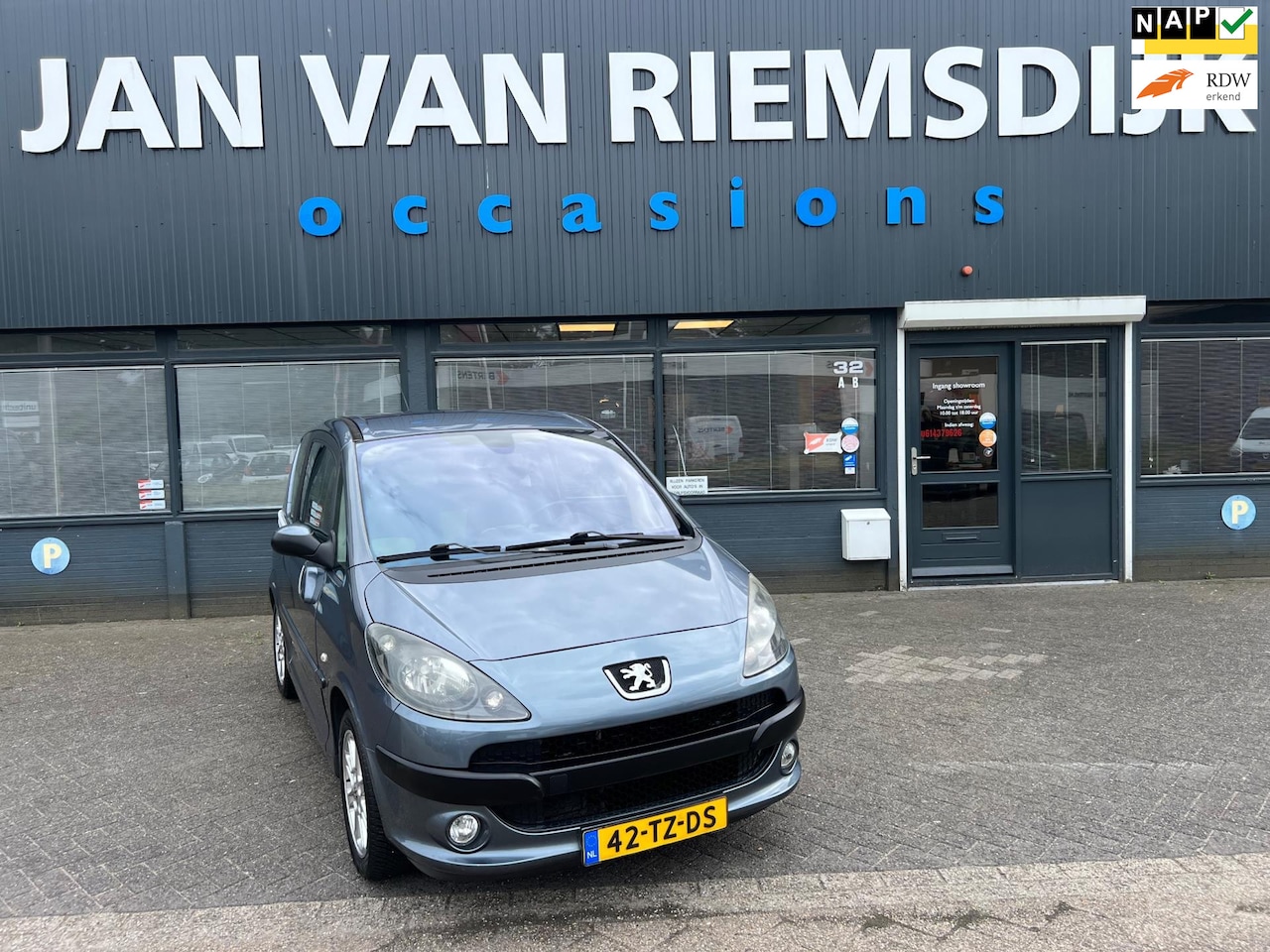 Peugeot 1007 - 1.6-16V Sesam Sporty bj 2007 airco apk en nap - AutoWereld.nl