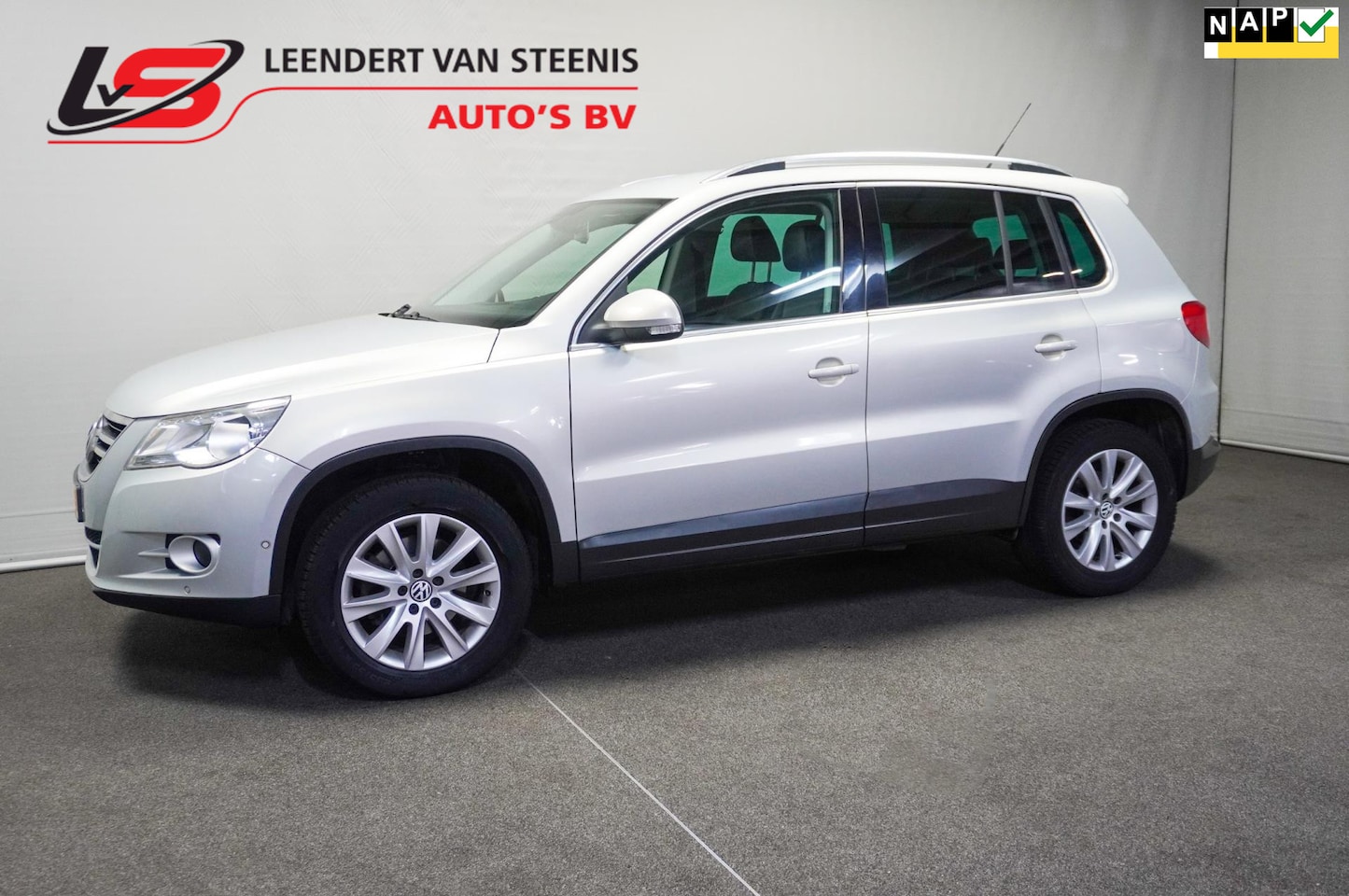 Volkswagen Tiguan - 2.0 TSI Sport&Style 4Motion - AutoWereld.nl