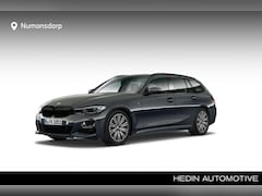 BMW 3-serie Touring - 318i | M-Sport | Leder | Camera | Stoelverw. | Laser | Shadow Line