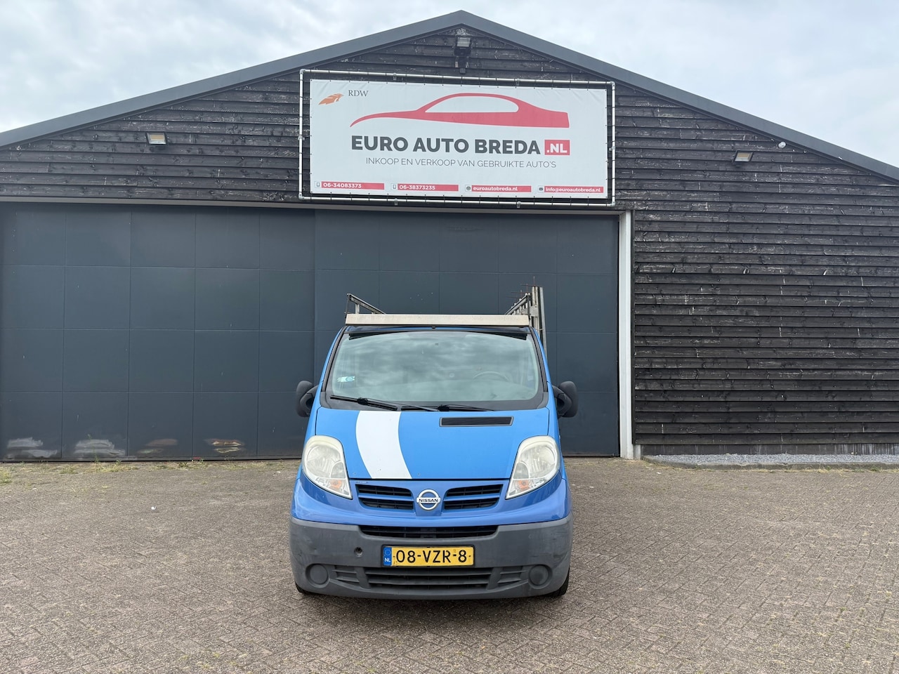 Nissan Primastar - 90.29 2.0 dCi 350L 90.29 2.0 dCi 350L - AutoWereld.nl
