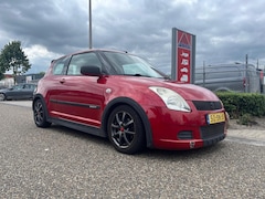 Suzuki Swift - 1.3 GLS | Airco | Elektrische ramen voor | Centrale deurvergrendeling met afstandsbedienin