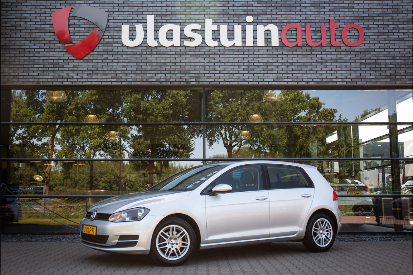 Volkswagen Golf - 1.2 TSI Trendline https://wheelerdelta.autodata.nl/#/voorraad - AutoWereld.nl