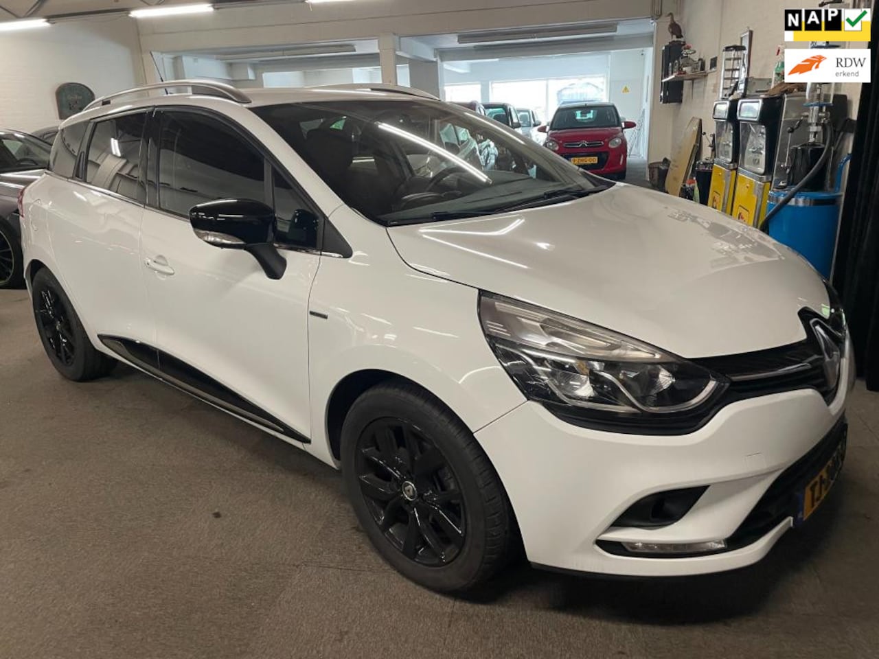 Renault Clio Estate - 0.9 TCe Limited 0.9 TCe Limited - AutoWereld.nl