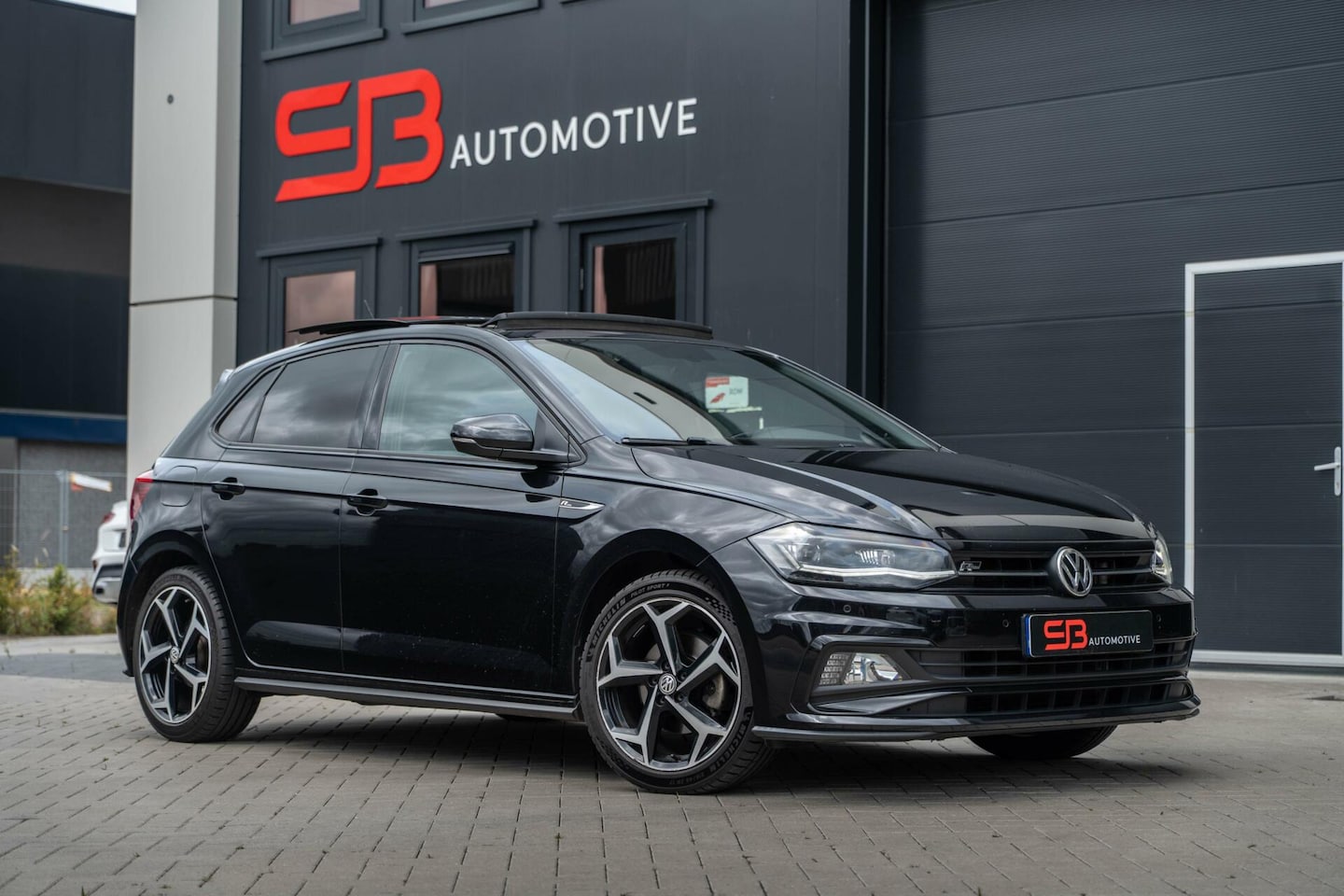 Volkswagen Polo - 1.0 TSI R Line Keyless|Stoelverw.|PANO VOL! - AutoWereld.nl