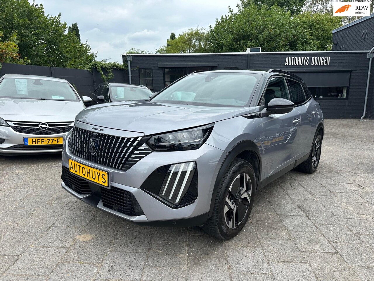 Peugeot 2008 - 1.2 PureTech 130 GT Aut! Navi! Leder! 360 Camera - AutoWereld.nl