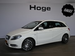 Mercedes-Benz B-klasse - 180 Ambition Navigatie LED Stoelverwarming Rijklaarprijs Inruil Mogelijk