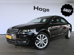 Skoda Octavia - 1.2 TSI Greentech Elegance Businessline Automaat Clima Navigatie Rijklaarprijs Inruil Moge