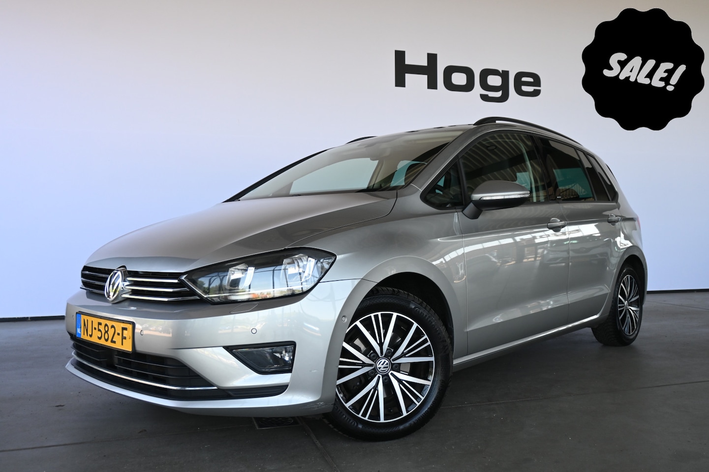 Volkswagen Golf Sportsvan - 1.4 TSI Automaat Allstar Business Edition Automaat Clima Navigatie Goed Onderhouden! Inrui - AutoWereld.nl