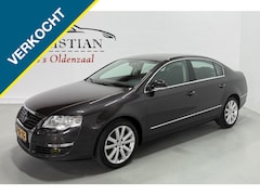 Volkswagen Passat - 2.0 FSI Comfortline | PARKSENS. V/A | CLIMA