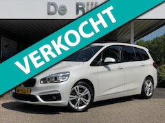 BMW 2-serie Gran Tourer - 218i Sport | Schuifdak, Leder, Navi, Stoelverw., Trekhaak, Cruise, Climate | Parelmoer | N