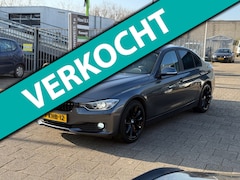 BMW 3-serie - 320i EfficientDynamics Edition Business