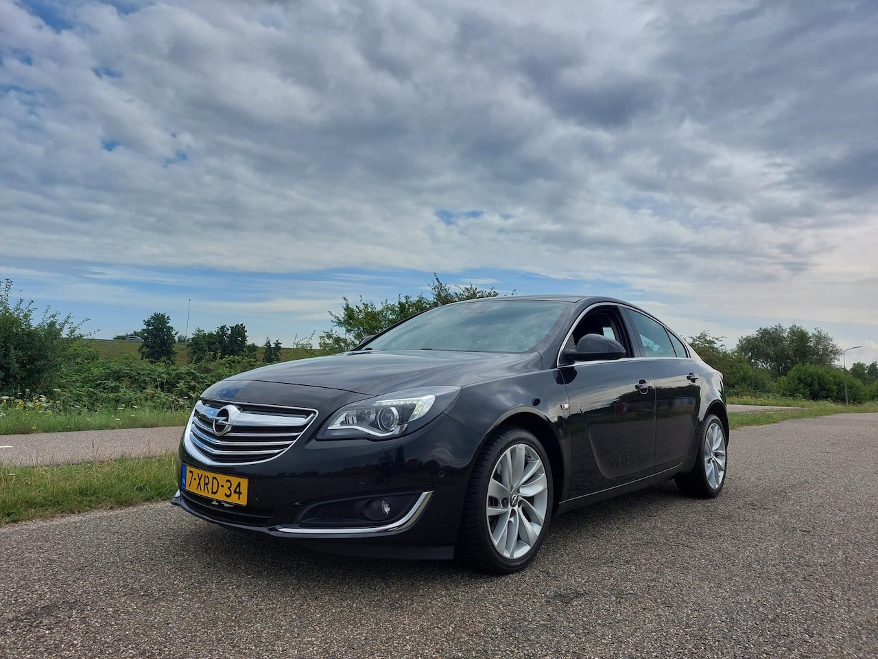 Opel Insignia - 1.6 T Cosmo. AUTOMAAT, CRUISE, ACHTERUITRIJCAMERA!! - AutoWereld.nl