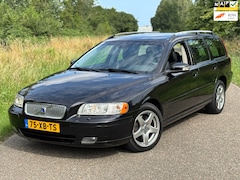 Volvo V70 - 2.0T Edition Sport Automaat/Navi/Leder/Pdc
