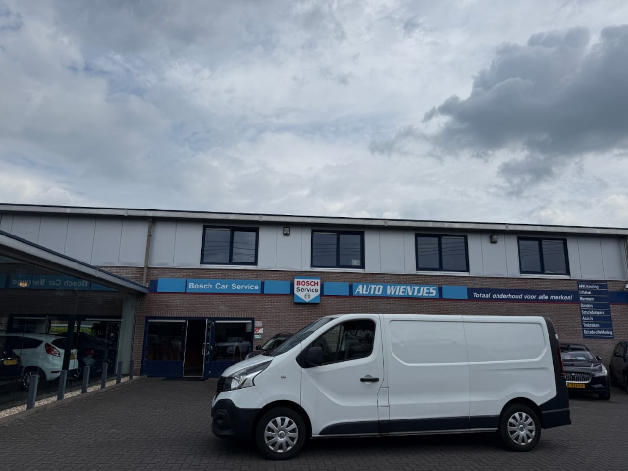 Renault Trafic - 1.6 dCi 66kw | L2 Comfort 3-Pers | Airco - AutoWereld.nl