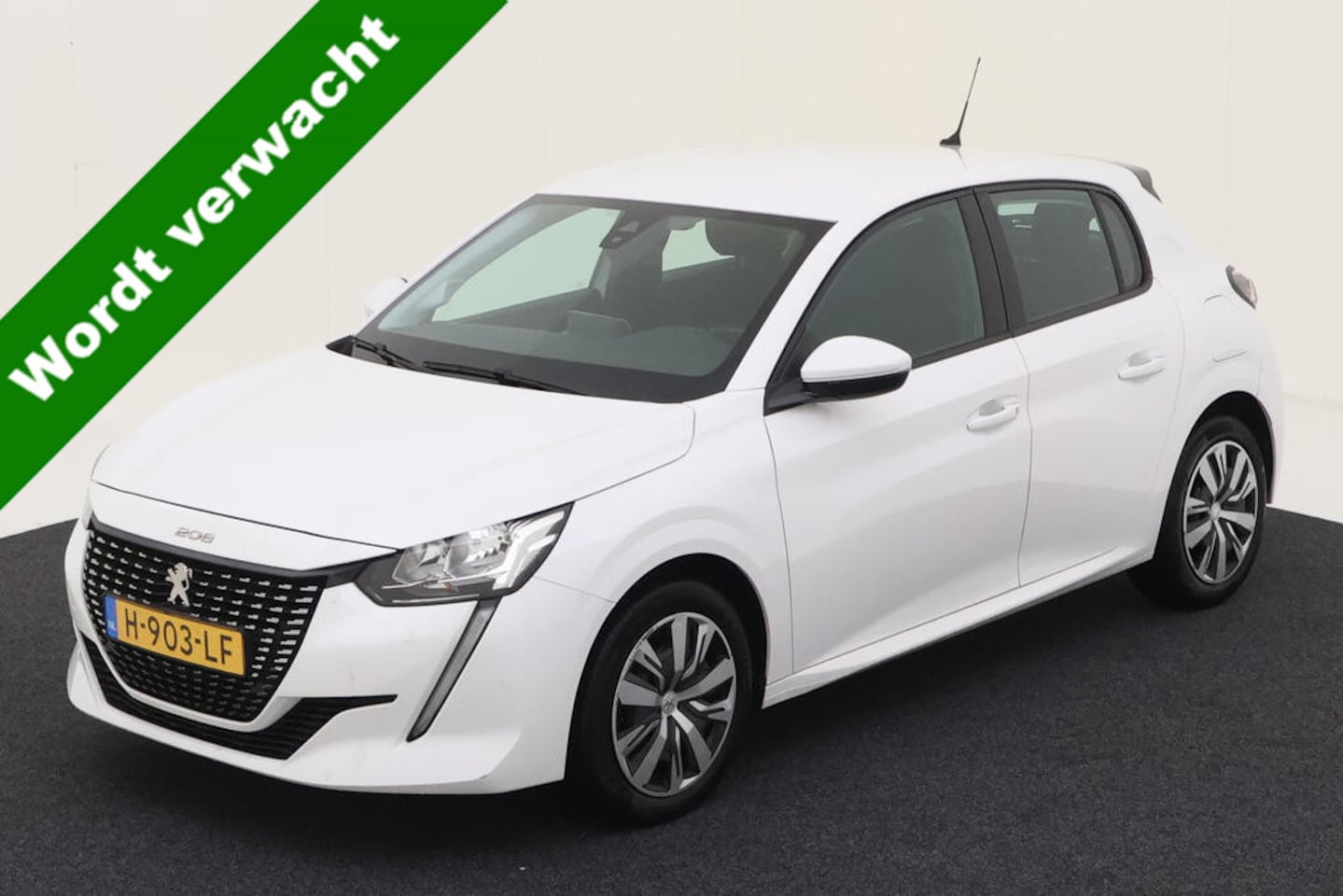 Peugeot 208 - 1.2 PureTech Active NAVI | PDC | NL-AUTO - AutoWereld.nl