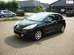 Peugeot 207 - 1.6 VTi XS leuke auto. centralevergrendeling apk bij verkoop. airco. LET OP MOTOR LEKT WAT