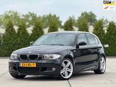 BMW 1-serie - 120i High Executive M uitvoering | 18 inch | Xenon | Dealeronderhouden | 2 Sleutels