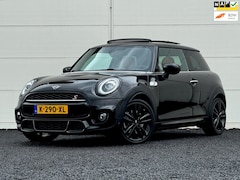 MINI Cooper S - 2.0 Orig NL JWC Pano Harman Kardon Leer Stoelverwarming