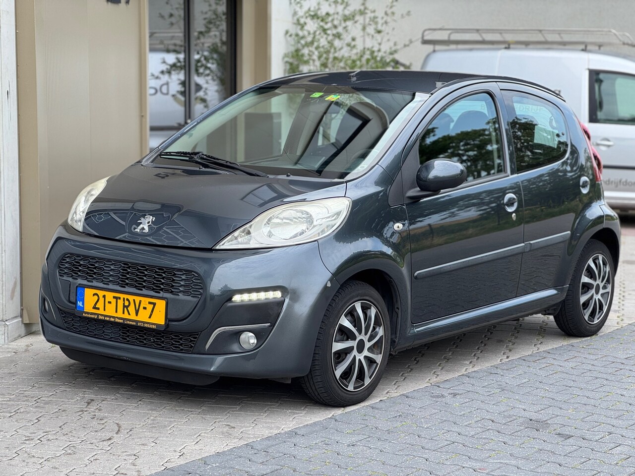 Peugeot 107 - 1.0 Active|Carplay|Airco| - AutoWereld.nl