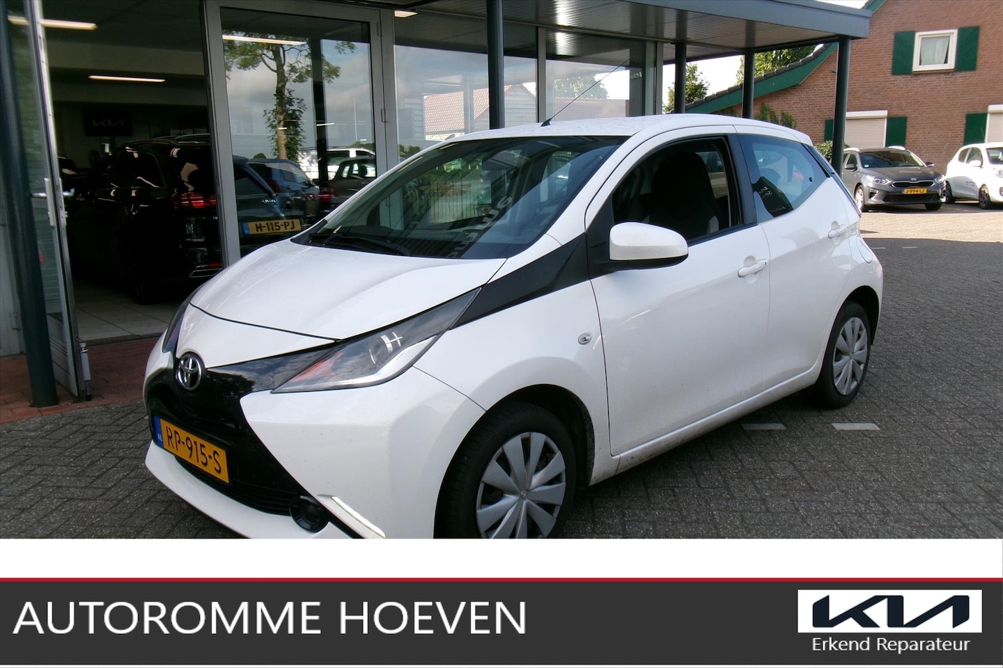 Toyota Aygo - 1.0 VVT-i 5Drs x-play Cruisecontrol Org. Ned. - AutoWereld.nl