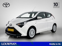 Toyota Aygo - 1.0 VVT-i x-play | Apple carplay -/ Android Auto |