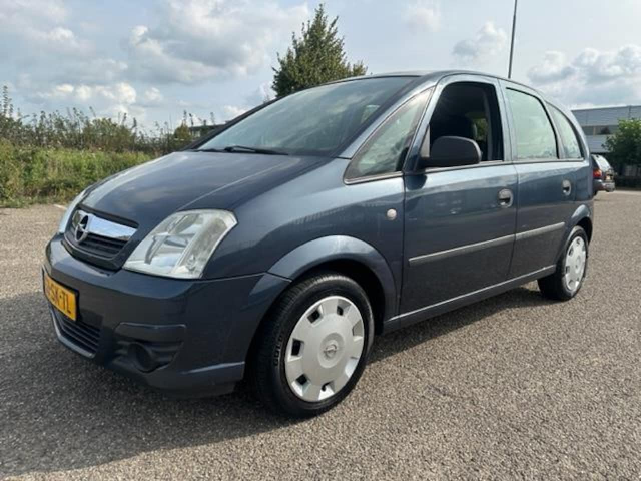 Opel Meriva - 1.6- Business AIRCO BJ 2-2006 APK 7-2026 - AutoWereld.nl