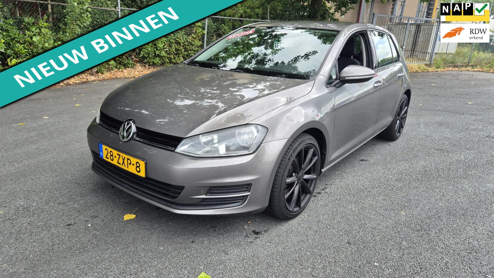 Volkswagen Golf - 1.2 TSI Trendline NETTE AUTO RIJDT EN SCHAKELT GOED - AutoWereld.nl