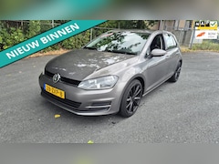 Volkswagen Golf - 1.2 TSI Trendline NETTE AUTO RIJDT EN SCHAKELT GOED