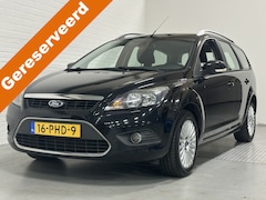 Ford Focus Wagon - 1.6 TDCi Limited CLIMA / CRUISE / NAVI / TREKHAAK
