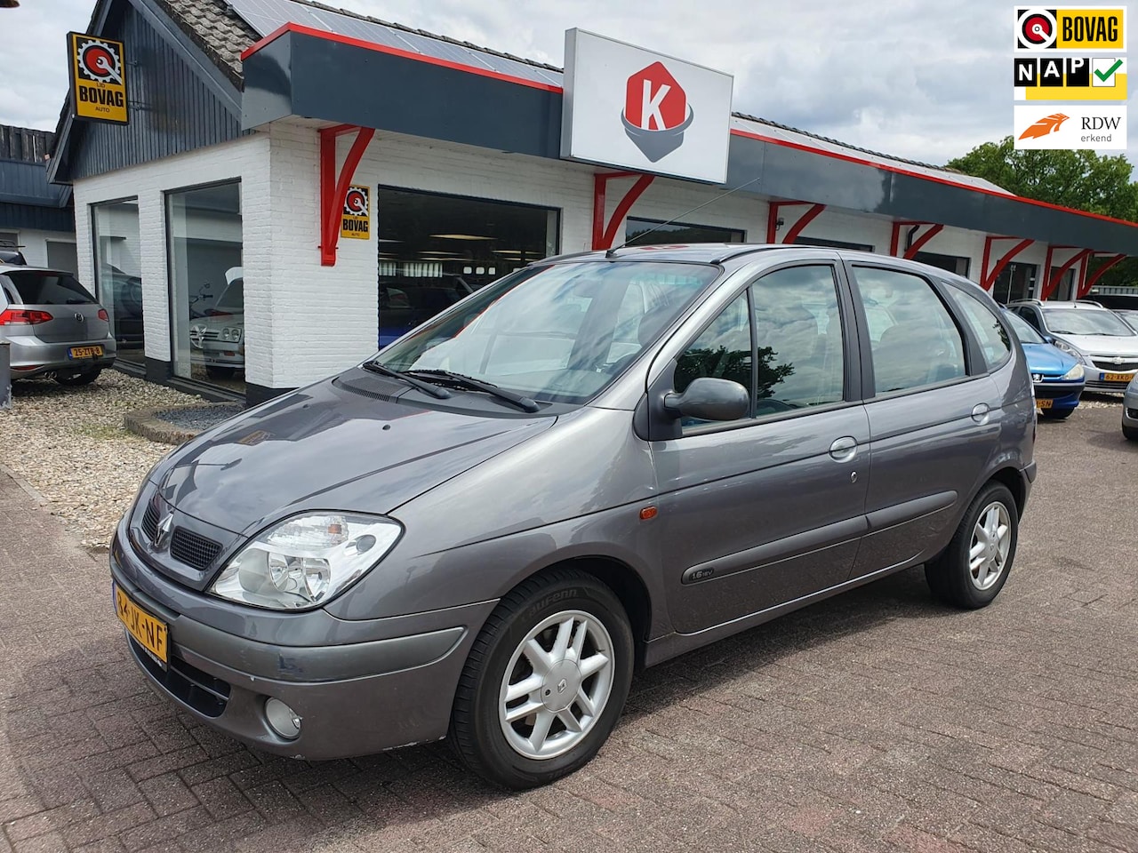 Renault Scénic - 1.6-16V Expression AUT/CLIMA BJ 2002 - AutoWereld.nl