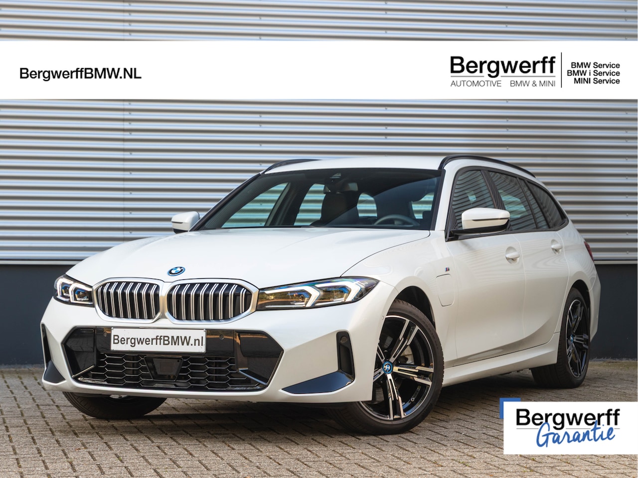 BMW 3-serie Touring - 330e M-Sport - ACC - Trekhaak - Hifi - Stuurwiel verwarmd - Camera - AutoWereld.nl