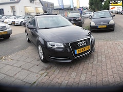 Audi A3 Sportback - 1.4 TFSI Attraction dsg pano elek pak nap apk